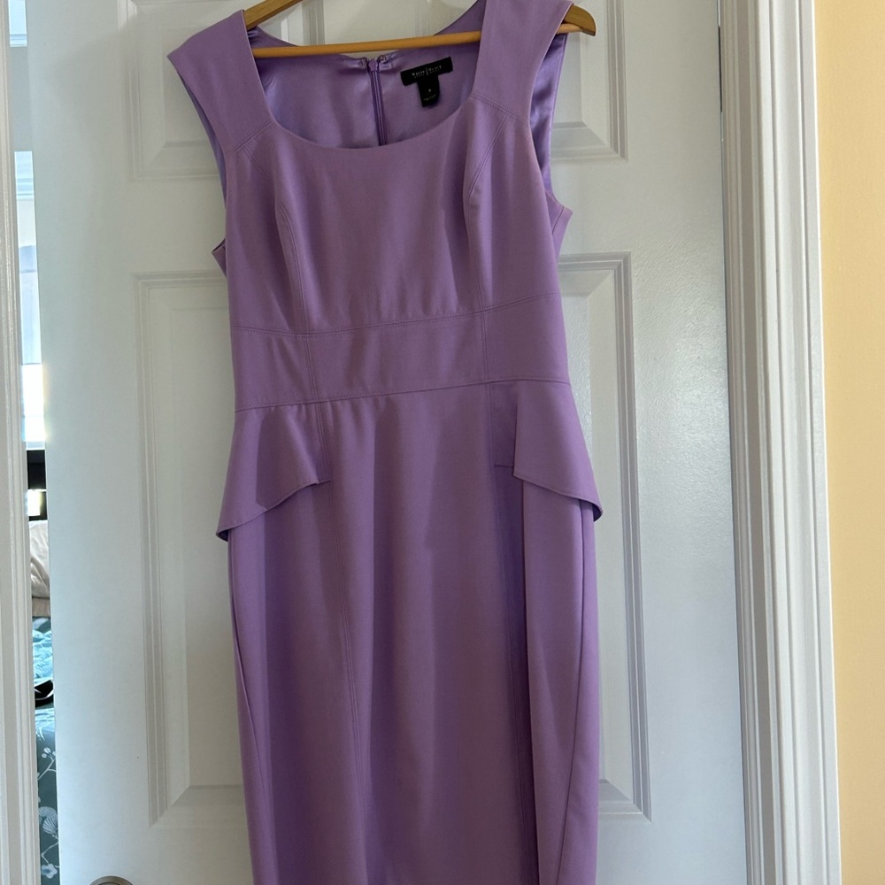 Elegant Lavender Sleeveless Dress